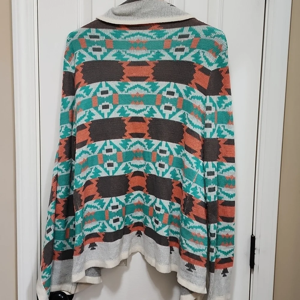 B Sharp Sweater - Picture 5 of 5